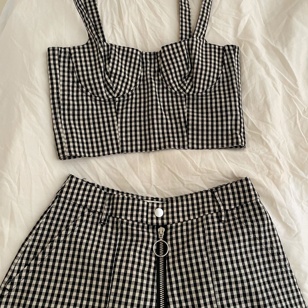 Capulet Set - image 2